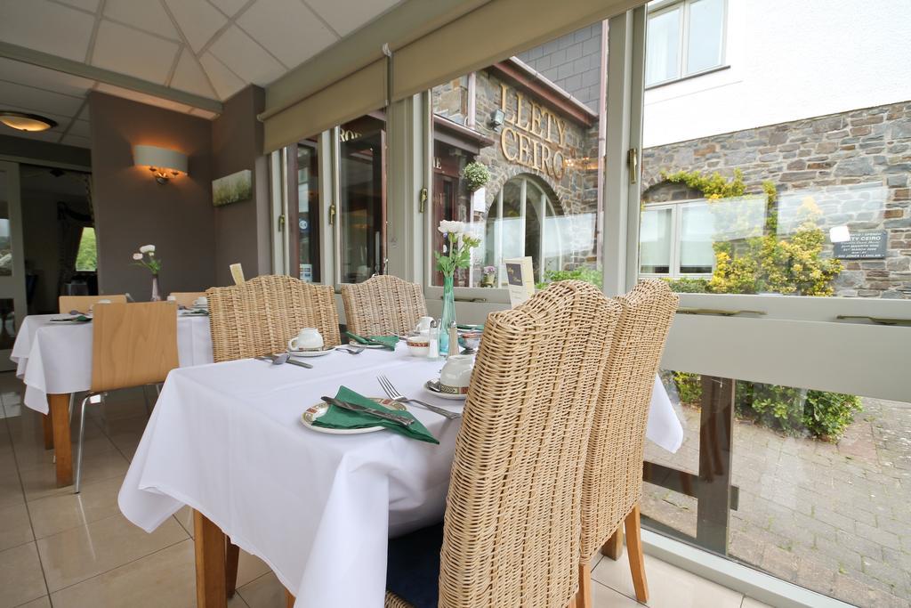 Llety Ceiro Guesthouse Абъристуит Екстериор снимка